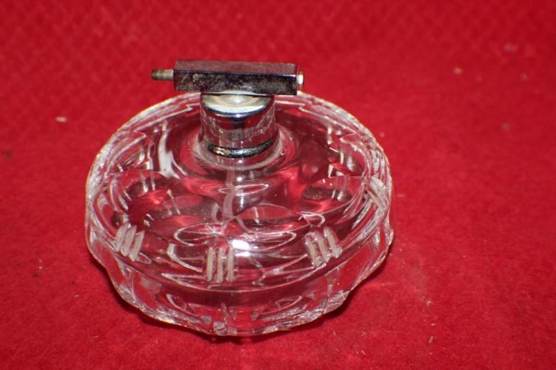Zerstäuber für Parfüm, Flakon aus Kristallglas, ca. 20 Jh. #4594