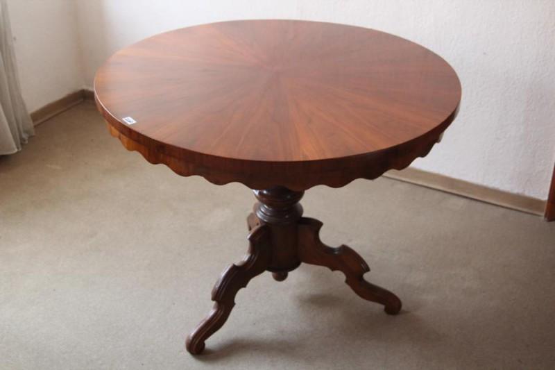 Tisch, rund, spät Biedermeier Tisch Louis Philippe, Gründerzeit, Nussbaum #2260