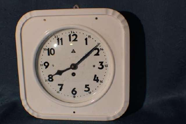 Uhr, Wanduhr, Küchenuhr, Keramik, datiert 20.12.1929 #4351