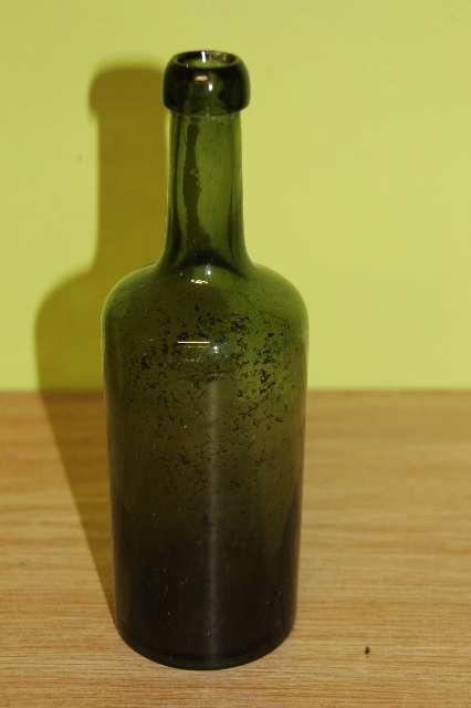 Flasche, Mineralwasserflasche aus Glas, ca. 20 Jh. #6007