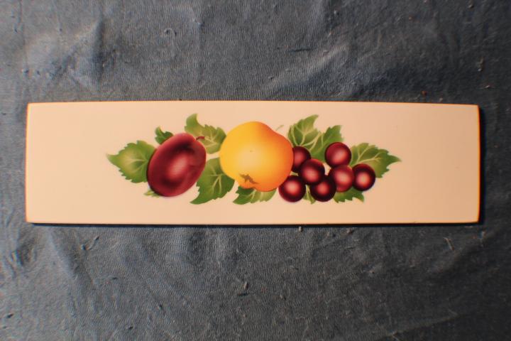 Keramikuntersetzer um 1920 Kirsche, Apfel, Pflaume, Fliese 30 cm #4643